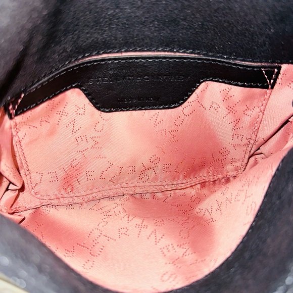 Stella McCartney: Pearl Shimmer Vegan Leather Falabella Crossbody Clutch Bag - Picture 15 of 16